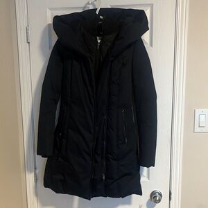 Soia & Kyo Women's Navy Hooded Puffer